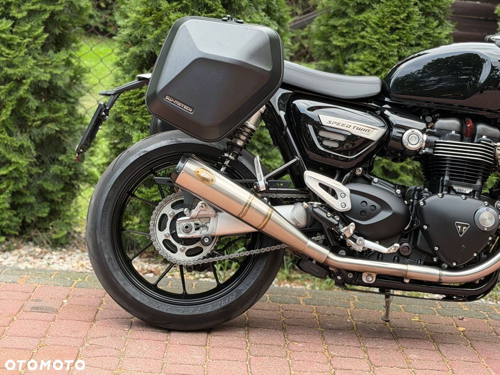 Triumph Speed Twin - 9