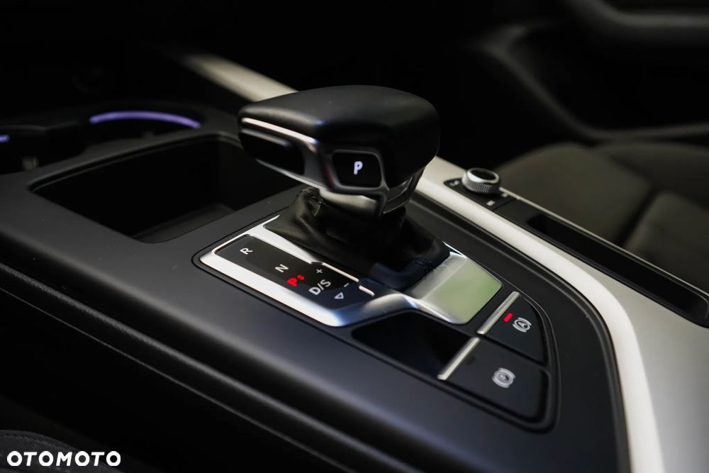 Audi A4 Limousine 40 TDI S Line S tronic - 20