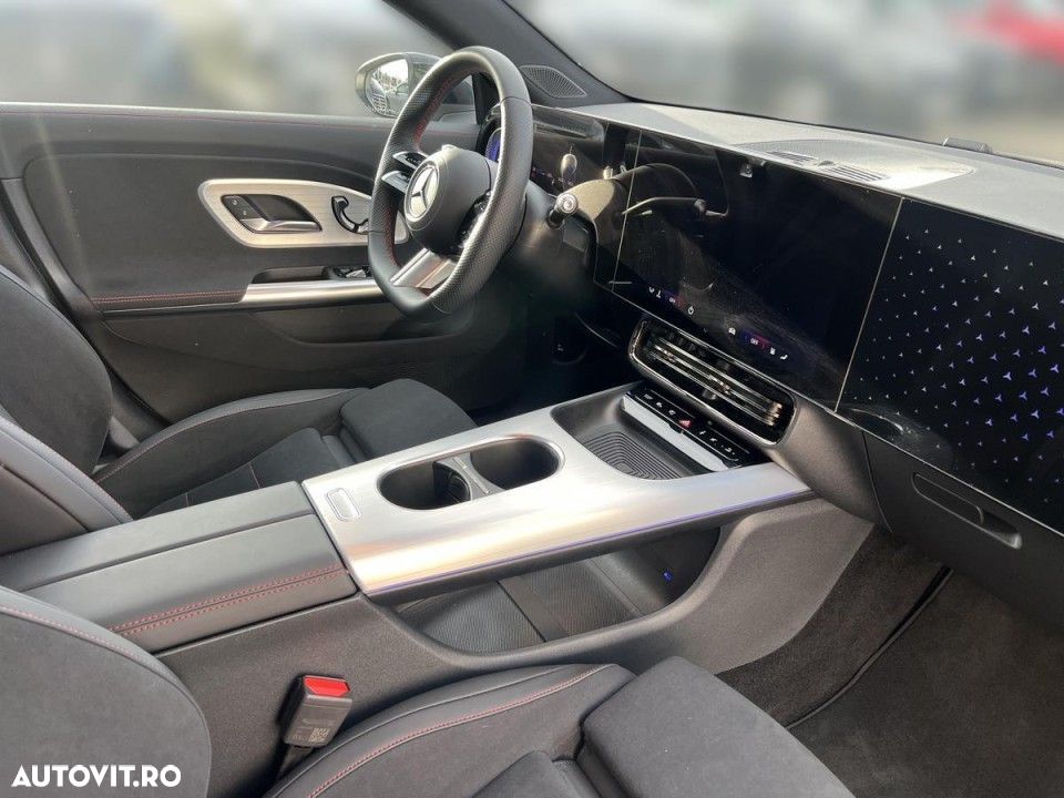 Mercedes-Benz CLA 250+ - 12