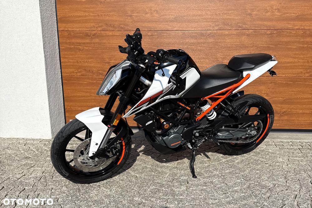 KTM Duke 125 - 13