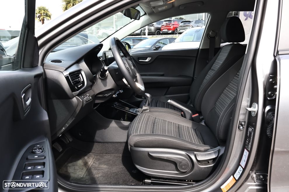 Kia Stonic 1.0 T-GDi Drive - 16