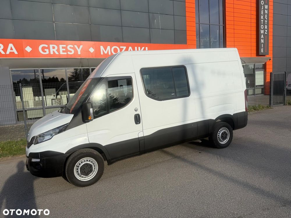 Iveco Daily 35S180,3.0 180KM, L2H2, Brygadówka 5os. , Zadbany - 3