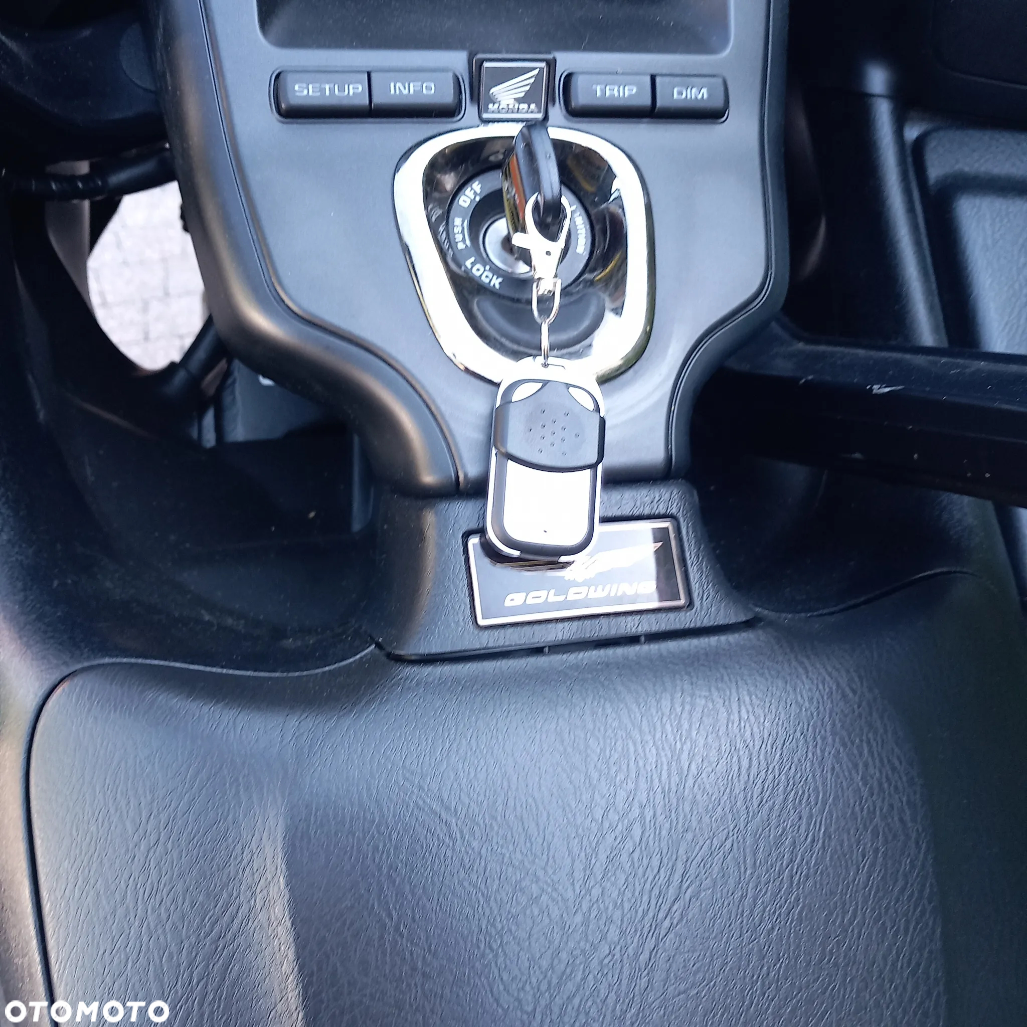 Honda GL - 12