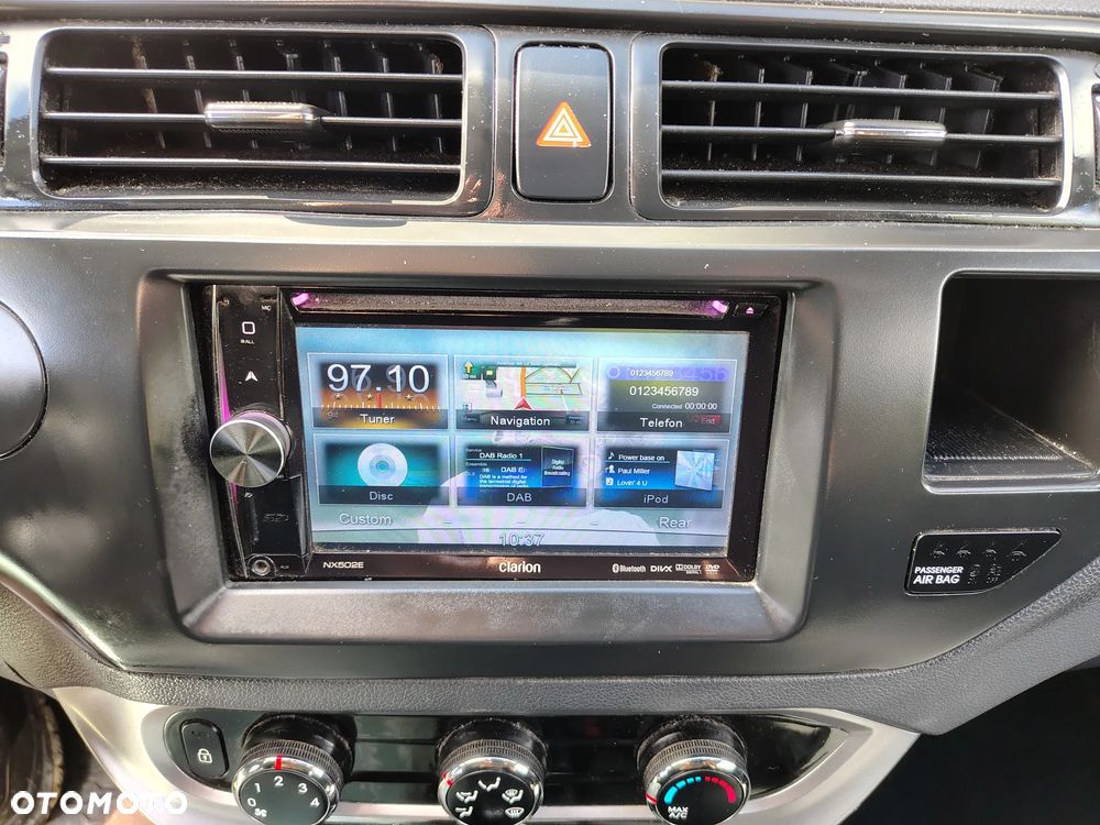 Kia Rio - 19