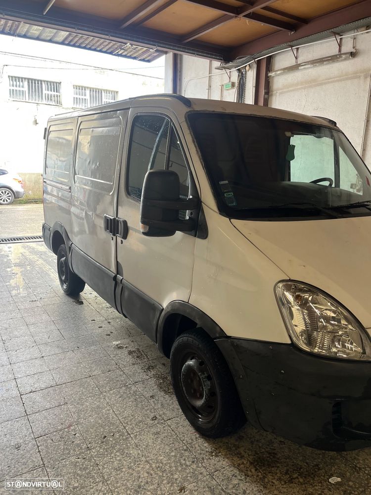 Iveco Daily 2.3 HPI 29L12SV 1700x1545 - 2