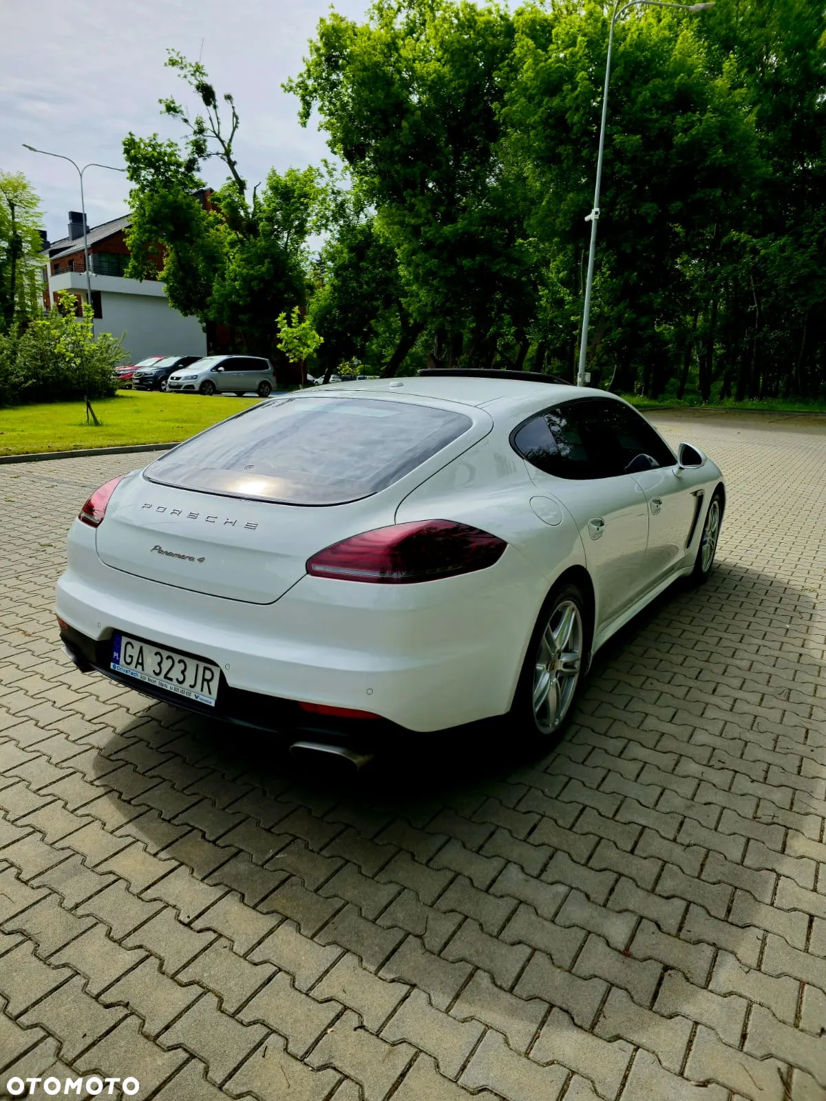 Porsche Panamera 4 PDK Edition - 16
