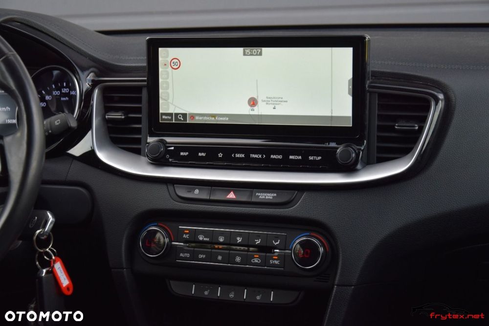 Kia XCeed - 29