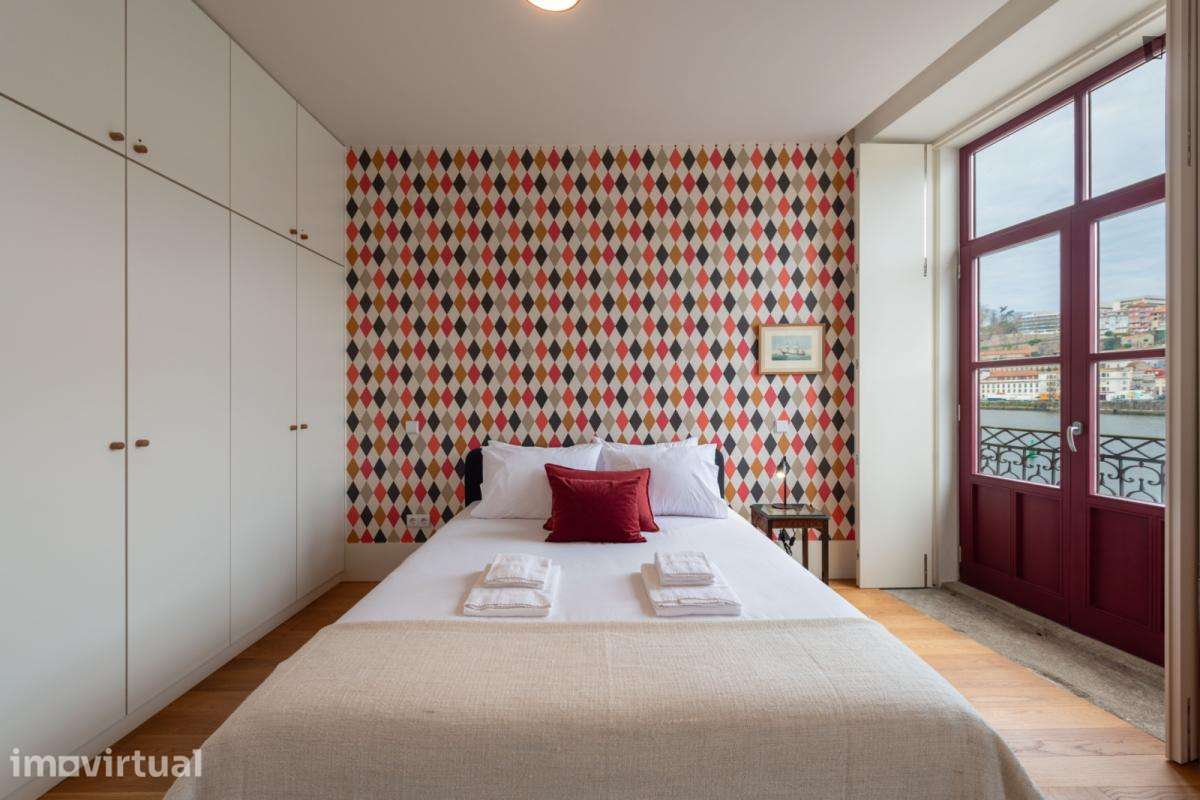Casa com 3 quartos - localizado em Santa Marinha Porto - Grande imagem: 4/38