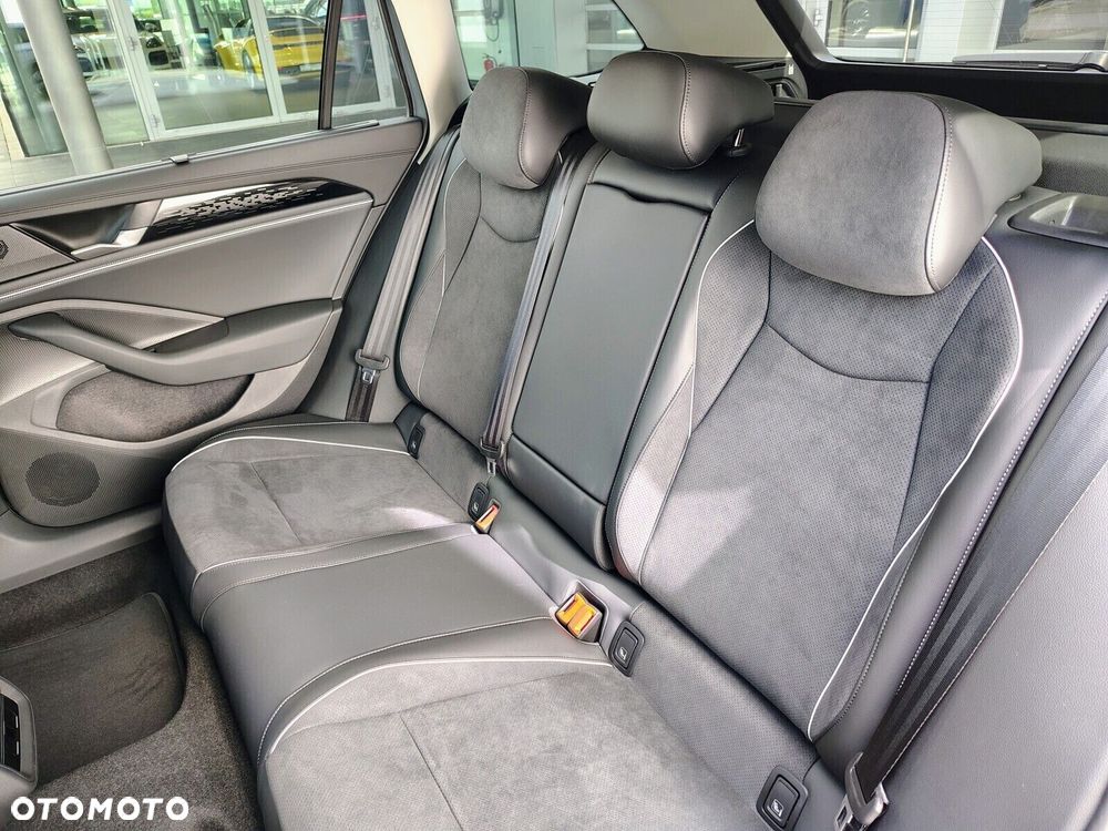 Volkswagen Passat - 20