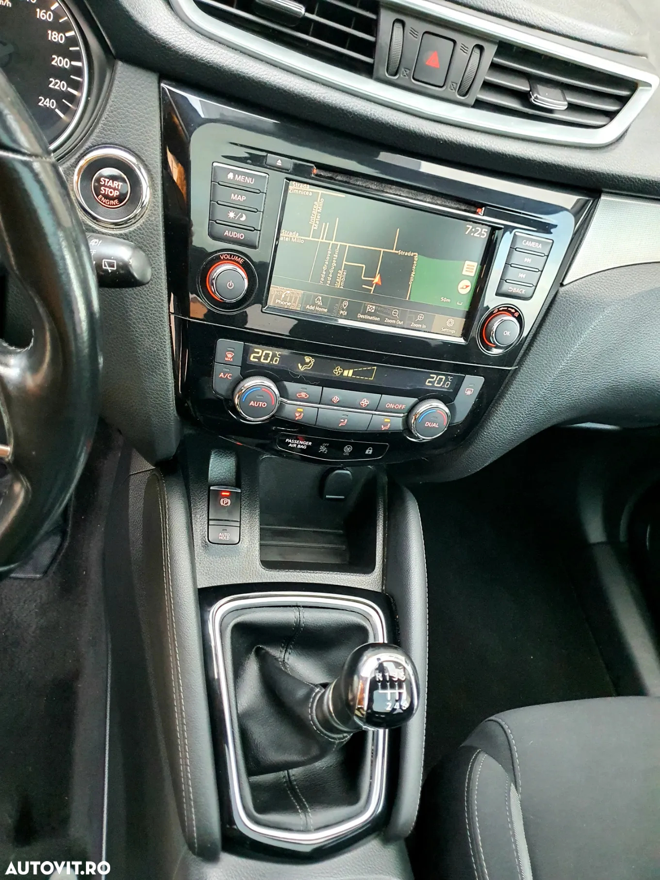 Nissan Qashqai 1.3 DIG-T N-CONNECTA - 18