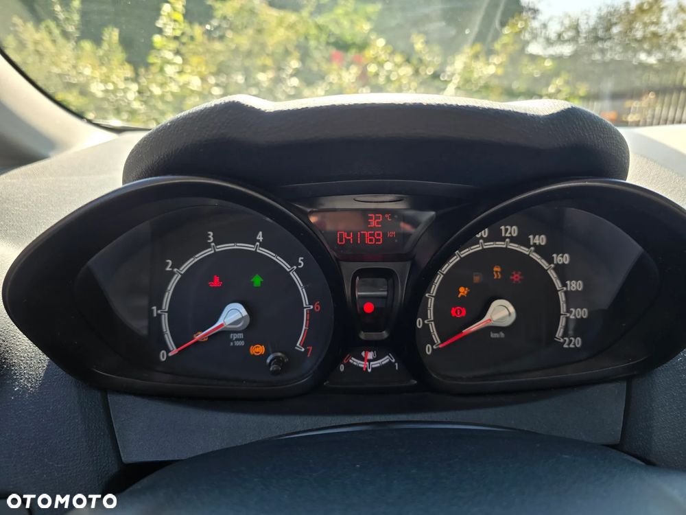 Ford Fiesta 1.25 Gold X EU5 - 7
