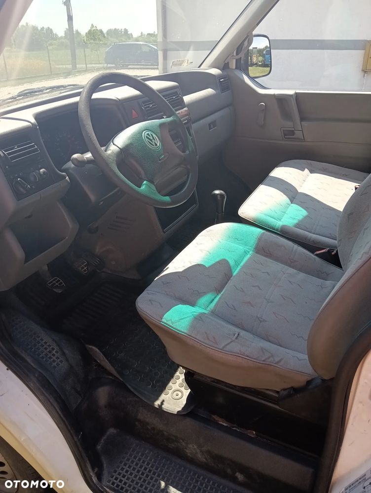 Volkswagen Transporter - 6
