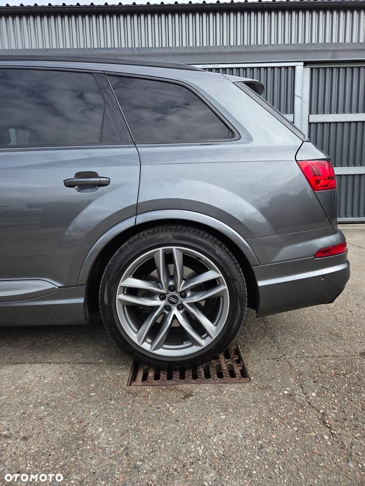 Audi Q7 - 5