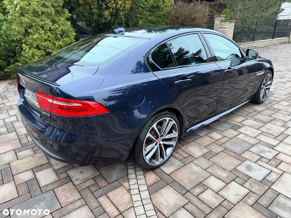Jaguar XE 20d R-Sport - 5