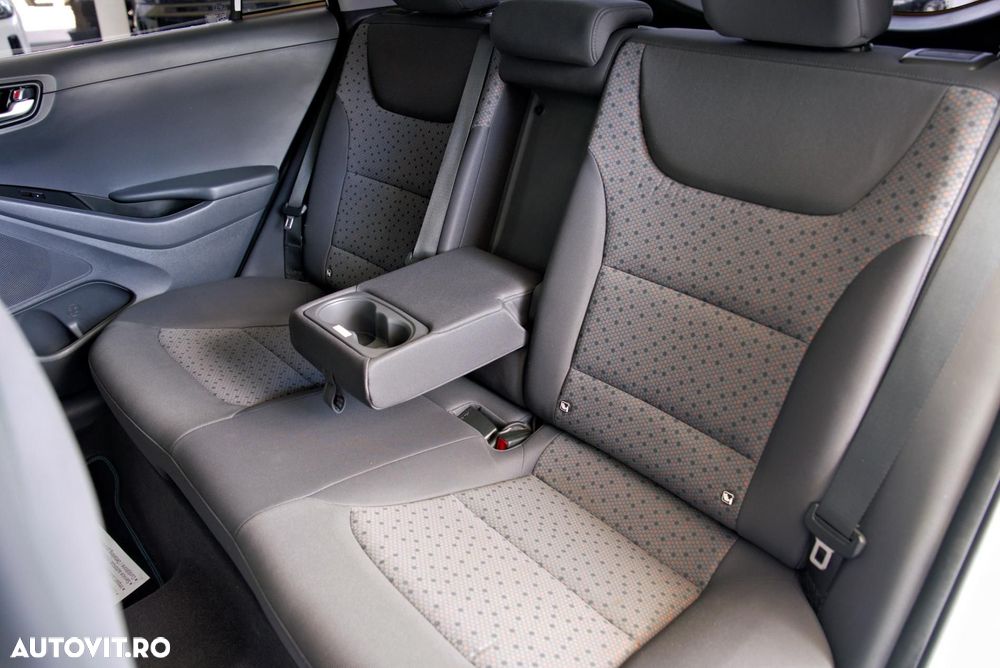 Hyundai IONIQ Style - 22