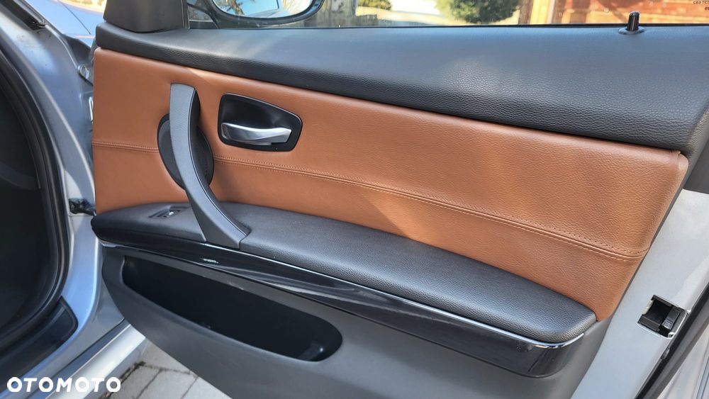 BMW Seria 3 - 12