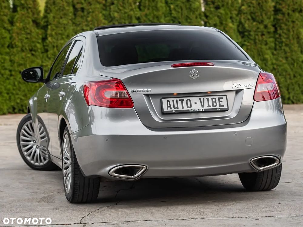 Suzuki Kizashi 2.4 4x4 CVT Sport - 8