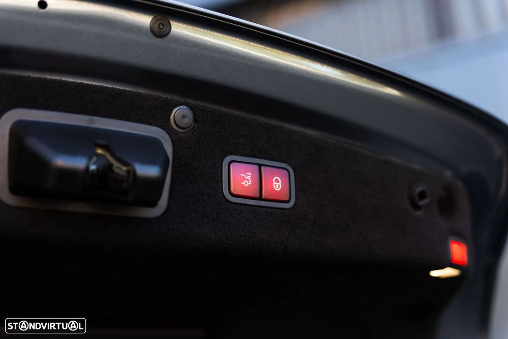 Mercedes-Benz S 300 h - 34