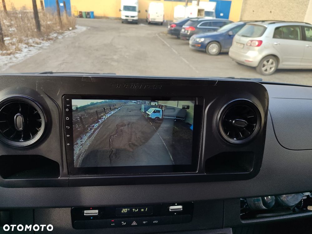 Mercedes-Benz SPRINTER - 10