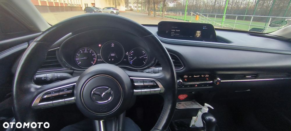 Mazda CX-30 2.0 mHEV Hikari 2WD - 11