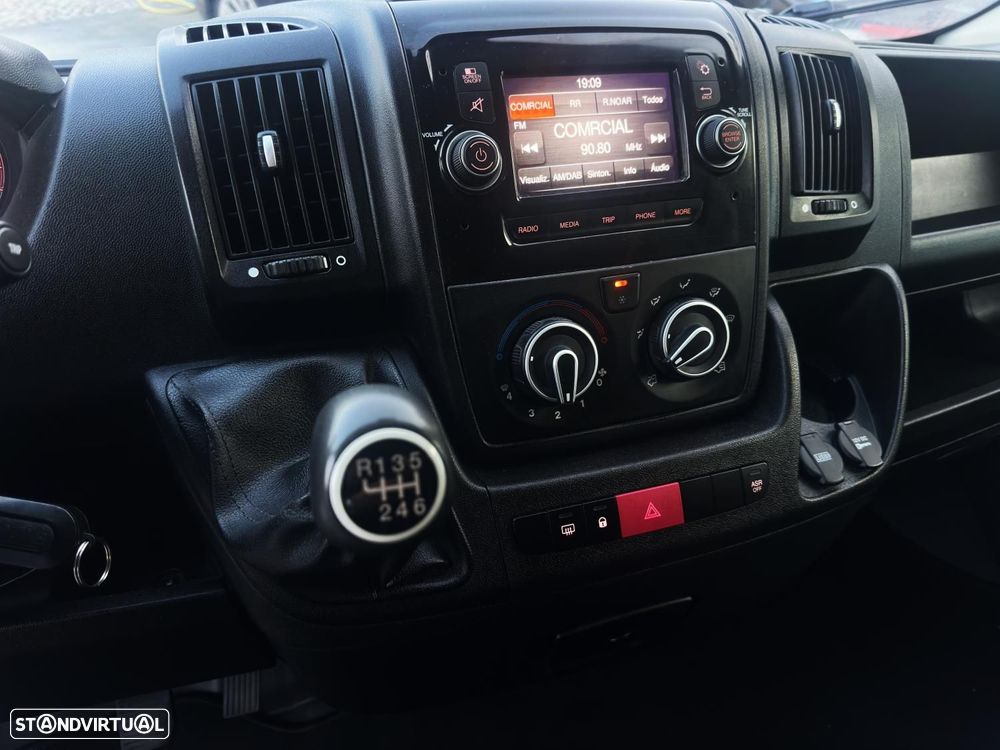 Peugeot Boxer 2.2 BlueHDi 165 CV S&S 333 Premium L3H2 - 8