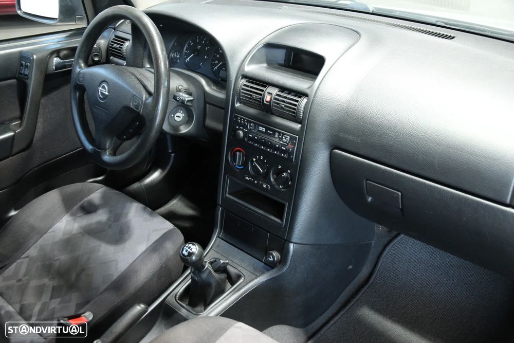 Opel Astra 1.4 Club - 8