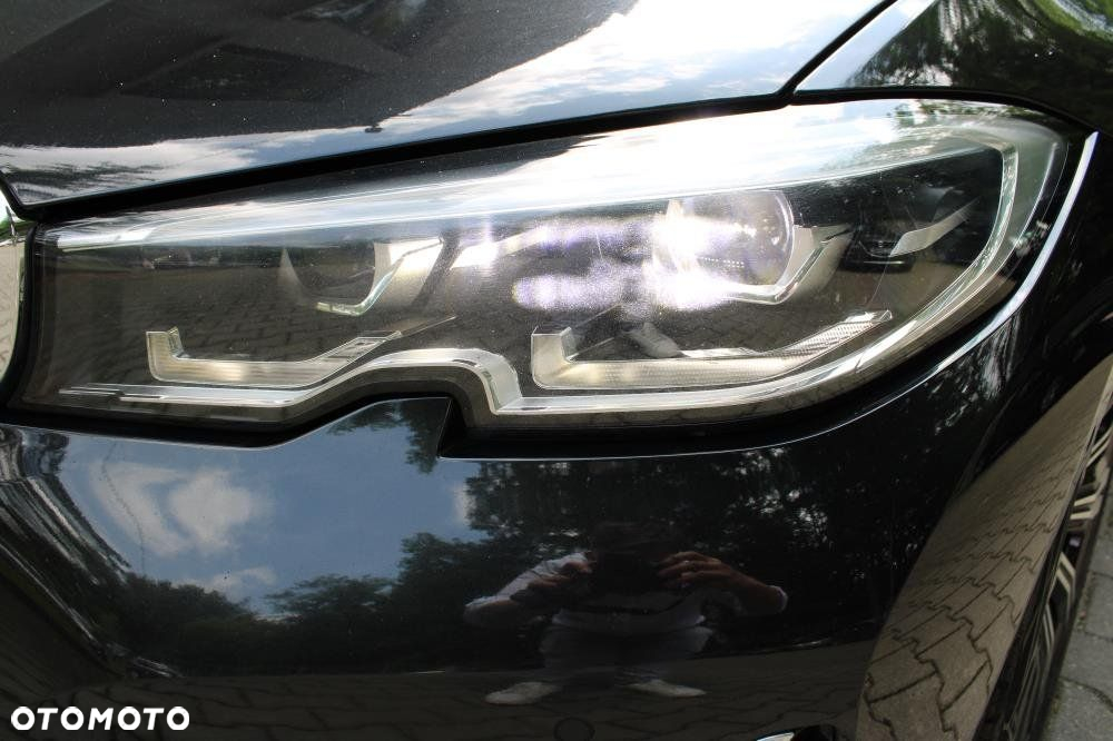 BMW Seria 3 - 29