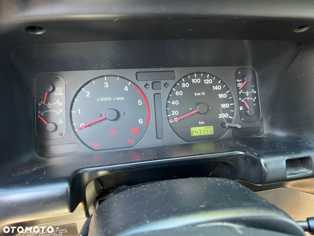 Isuzu Trooper - 21