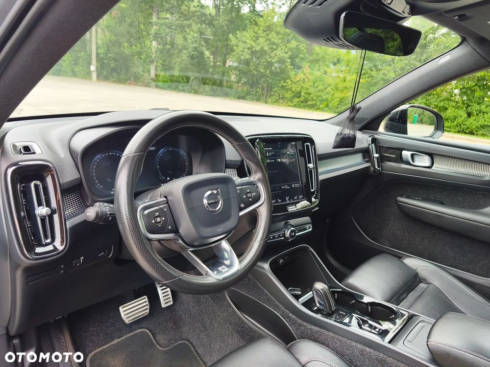 Volvo XC 40 D3 R-Design - 14