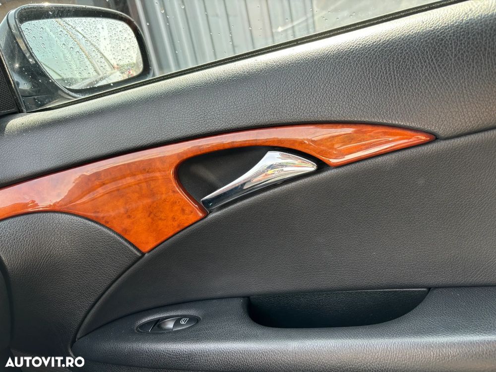 Mercedes-Benz E - 14