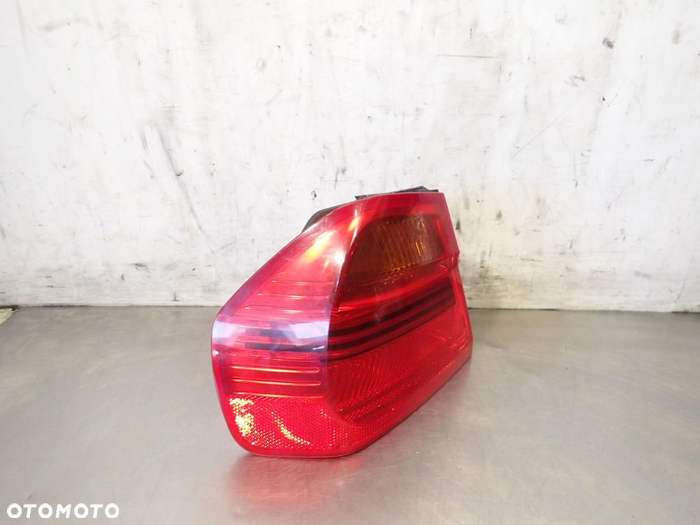 LAMPA LEWA TYLNA BMW E90 6937457 - 2