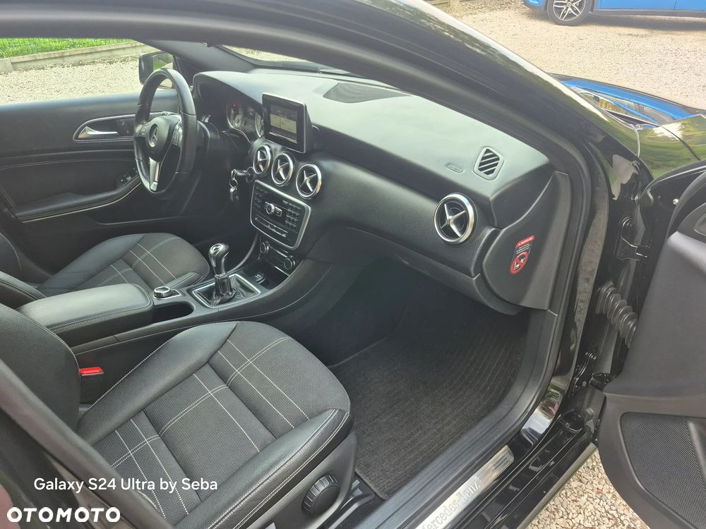 Mercedes-Benz Klasa A 180 AMG Line - 25