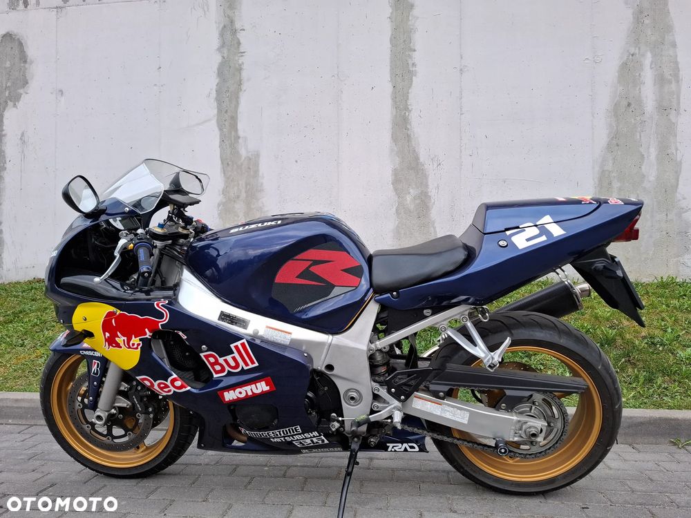 Suzuki GSX-R - 30