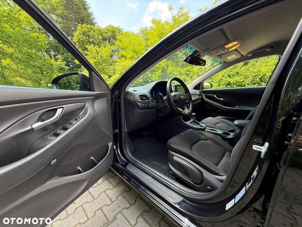 Hyundai i30 1.6 D Comfort DCT - 13
