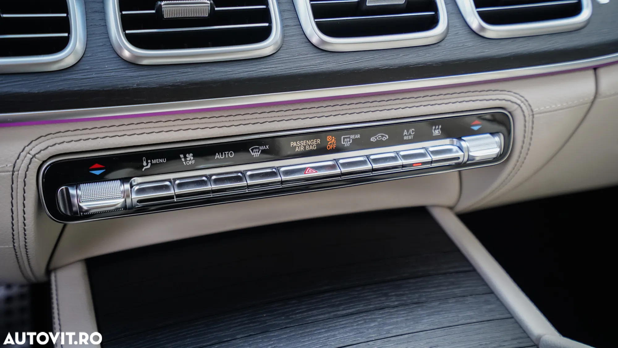Mercedes-Benz GLS 450 4Matic 9G-TRONIC AMG Line Advanced Plus - 17