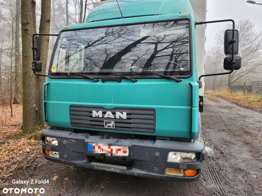 MAN LE220C - 2