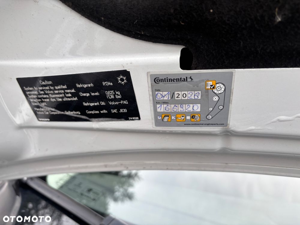 Volvo V40 Cross Country - 19