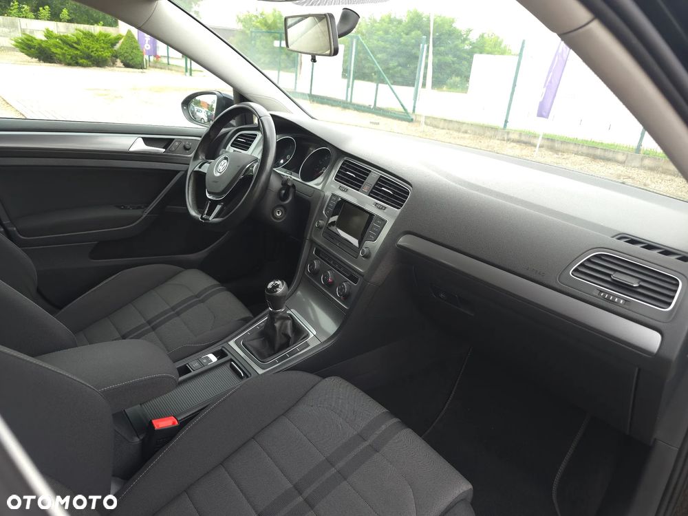Volkswagen Golf 1.2 TSI BMT Trendline - 15