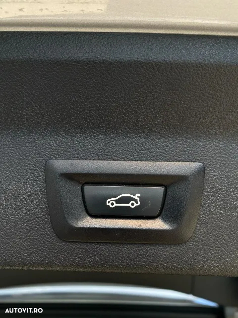 BMW X3 sDrive18d AT MHEV - 10
