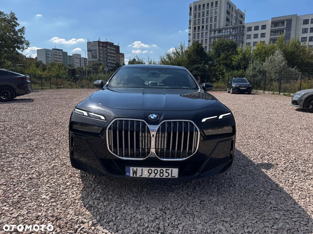 BMW Seria 7 - 5