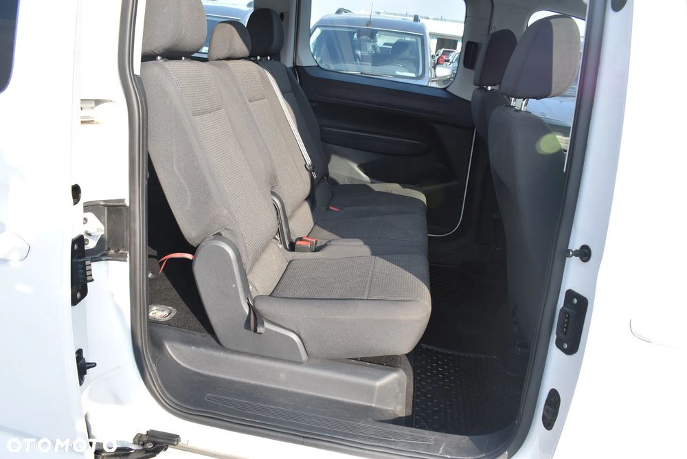 Volkswagen CADDY MAXI 2.0 TDI - 15