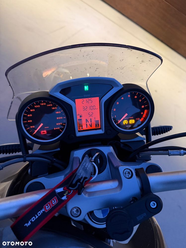 BMW R - 8