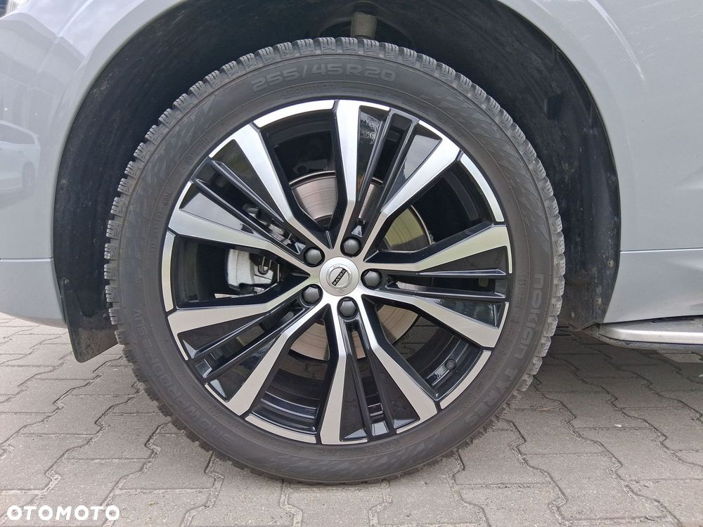 Volvo XC 60 - 30