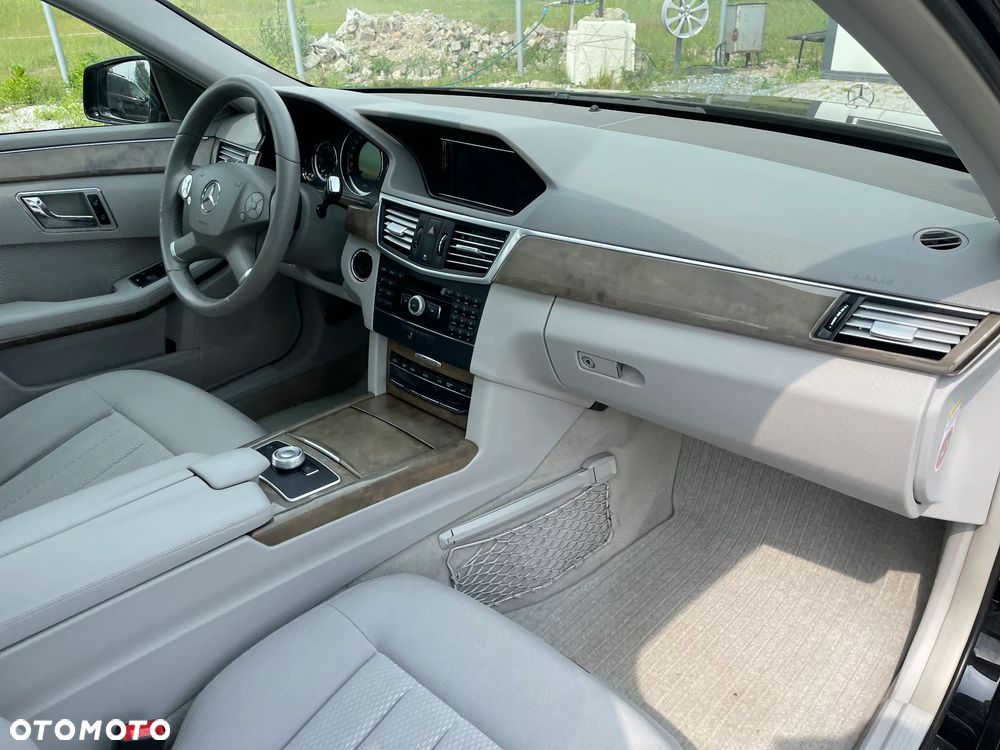 Mercedes-Benz Klasa E 350 CGI 7G-TRONIC Elegance - 14