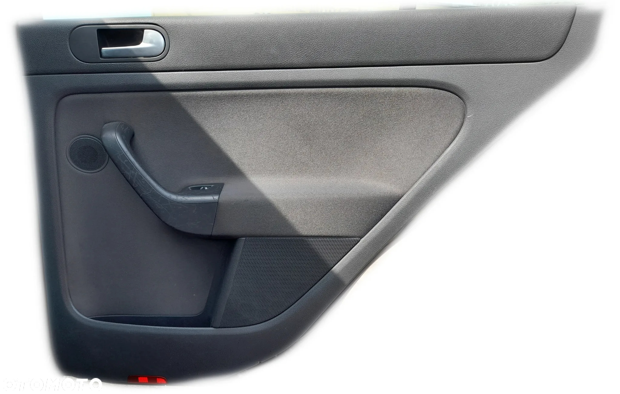 VW GOLF V PLUS KOMPLET BOCZKÓW DRZWI BOCZKI BOCZEK TAPICERKA - 21