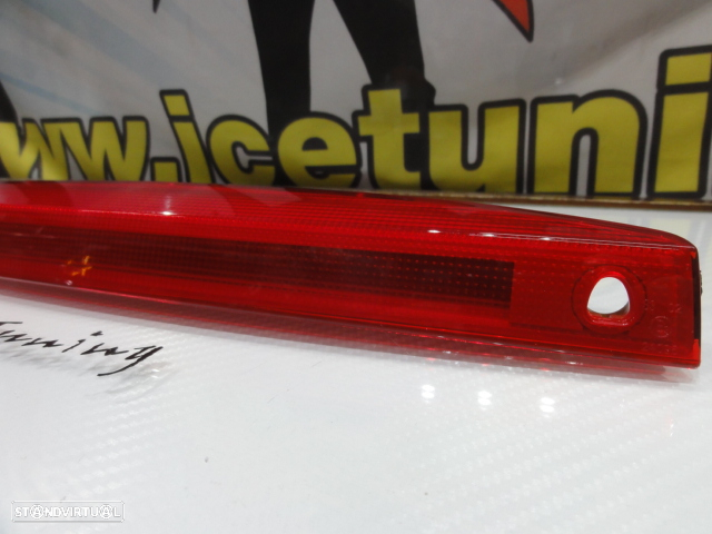 Farol / farolim / 3º luz stop para Renault Megane Carrinha 2002-2008 - 4