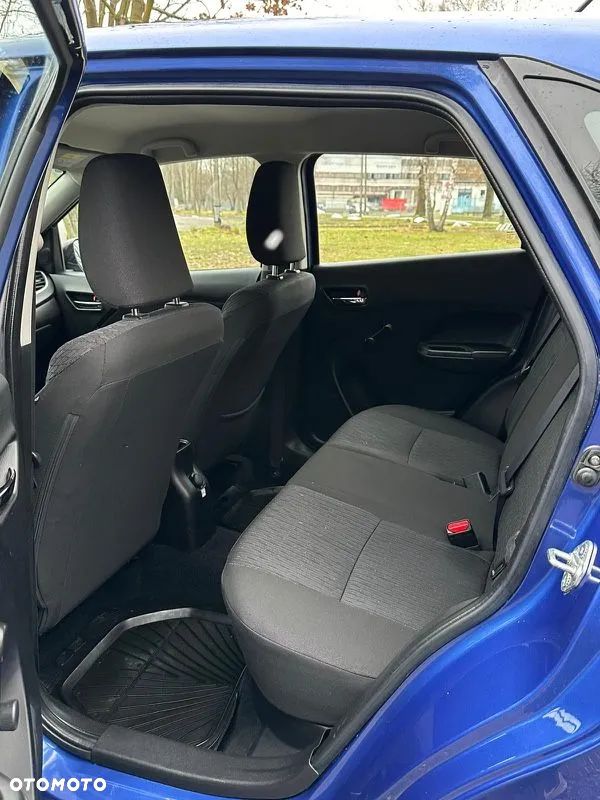 Suzuki Baleno 1.2 Dualjet Club - 33