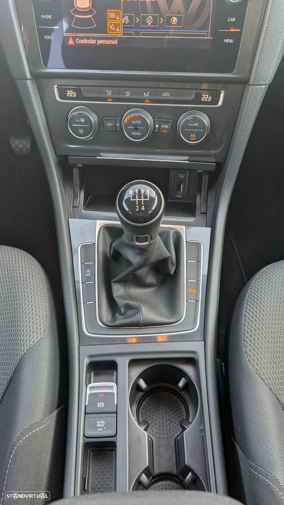 VW Golf 1.6 TDI Confortline - 18
