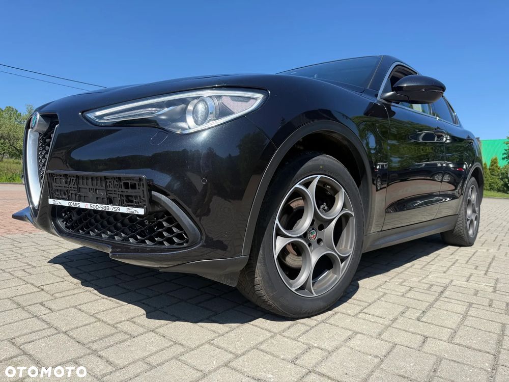 Alfa Romeo Stelvio 2.0 Turbo 16V AT8-Q4 Lusso Ti - 12