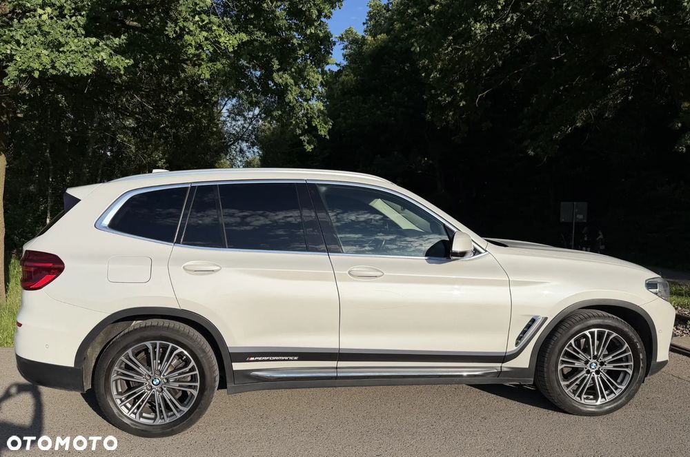 BMW X3 xDrive20d Luxury Line - 3